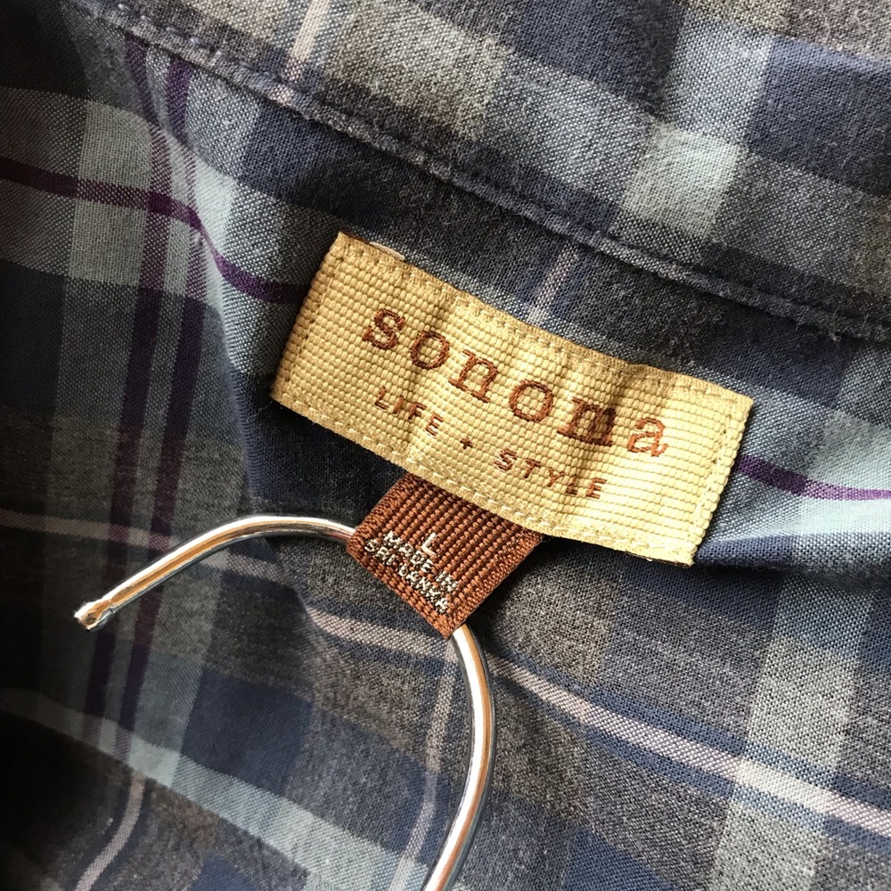 Men’s button down - Picture 2 of 4